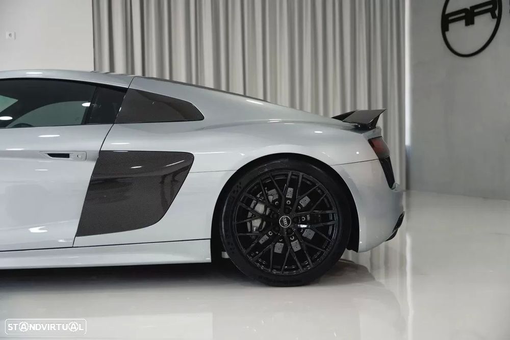 Audi R8 Coupé 5.2 FSI V10 Plus S tronic - 11
