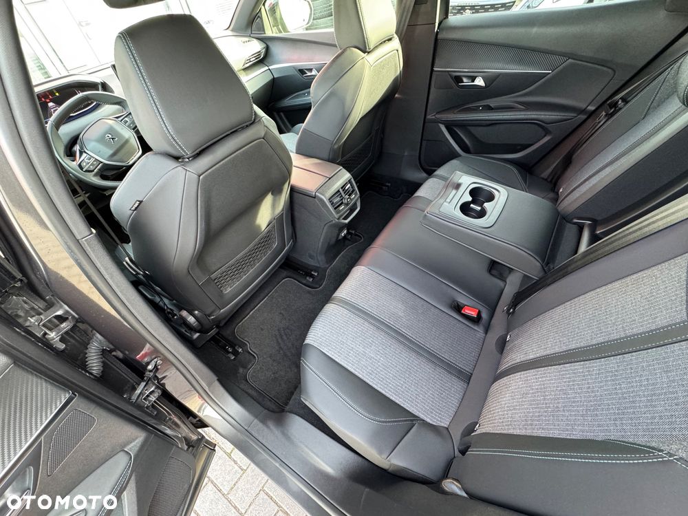 Peugeot 3008 PureTech 130 Stop & Start Allure - 34