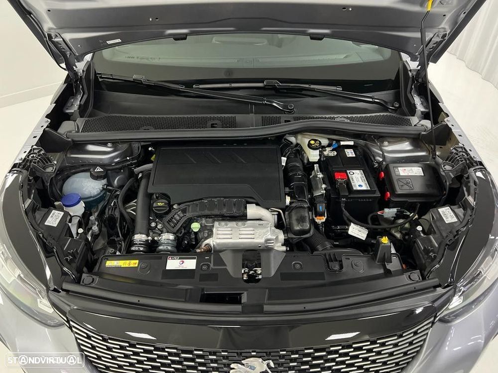 Peugeot 2008 1.2 PureTech Allure Pack - 26