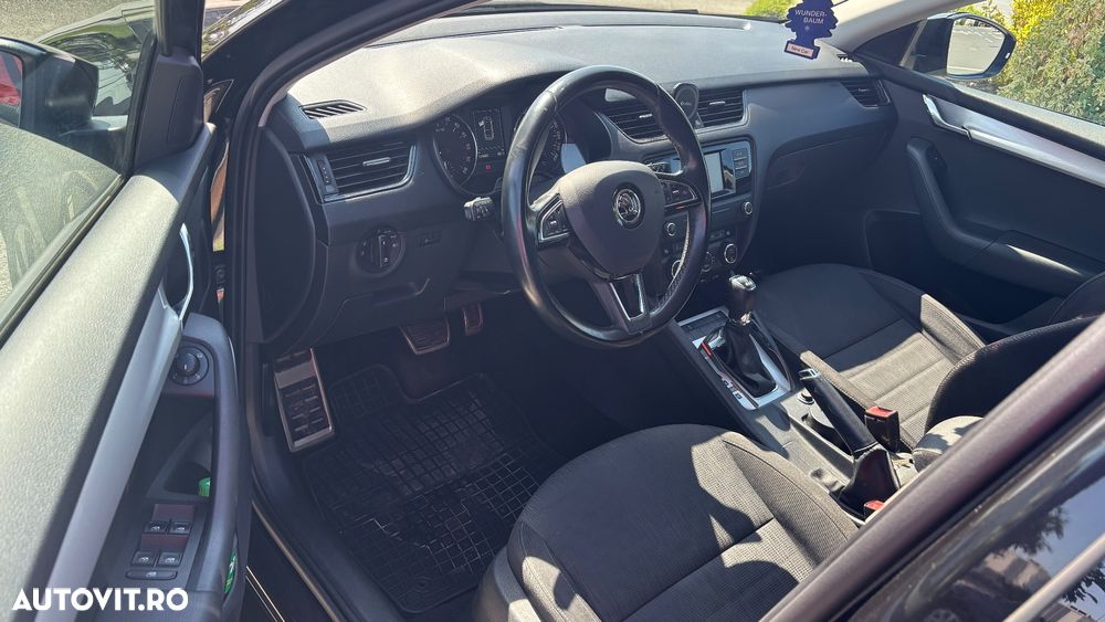Skoda Octavia 2.0 TDI 4x4 DSG Style - 11