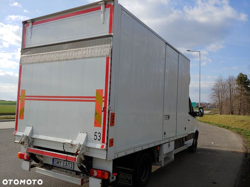 Mercedes-Benz SPRINTER - 5