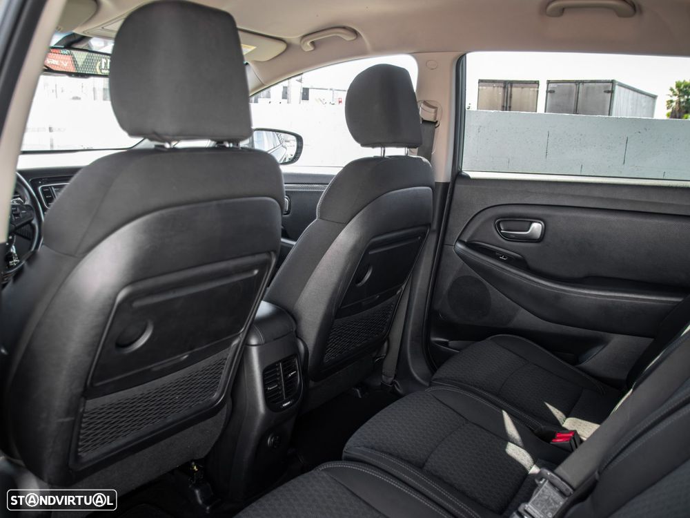 Kia Carens 1.7 CRDi ISG TX - 19
