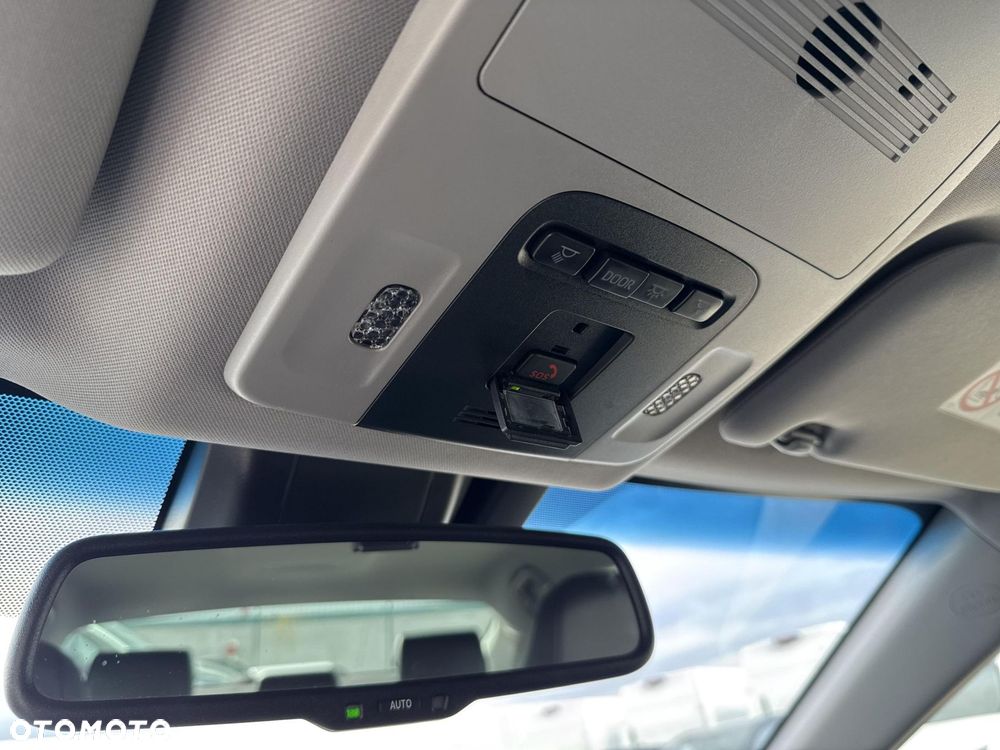 Toyota Camry 2.5 Hybrid Prestige CVT - 25