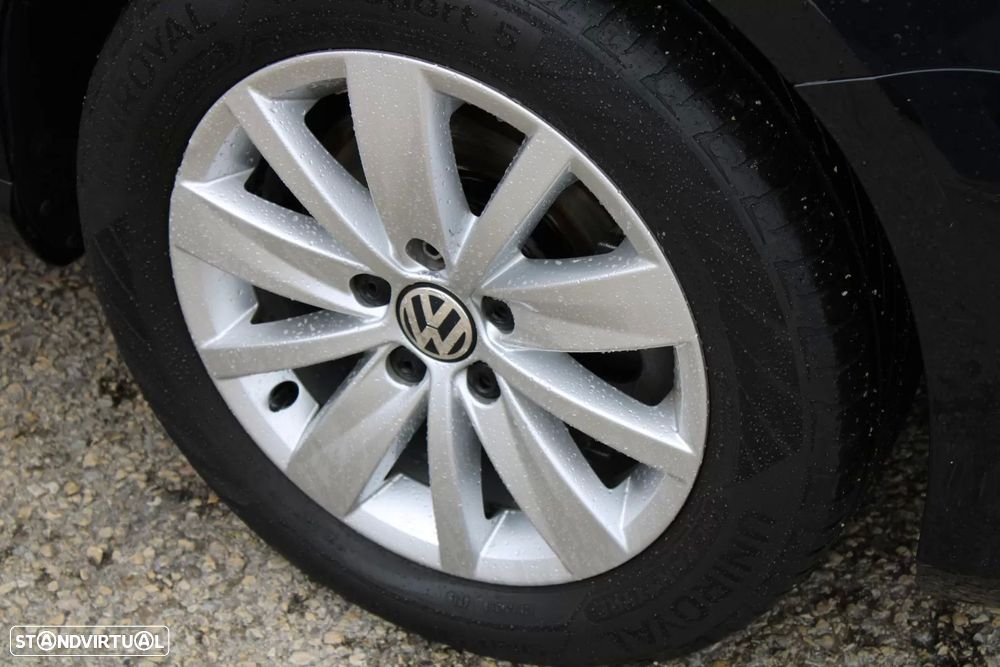 VW Passat 1.6 TDI Confortline - 7