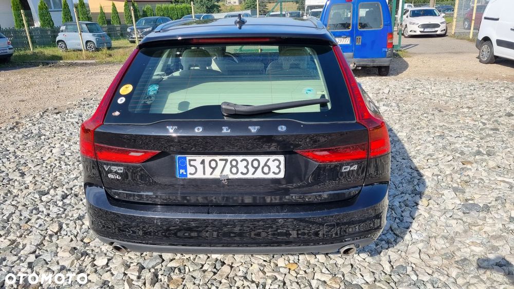Volvo V90 D4 Geartronic Momentum Pro - 5