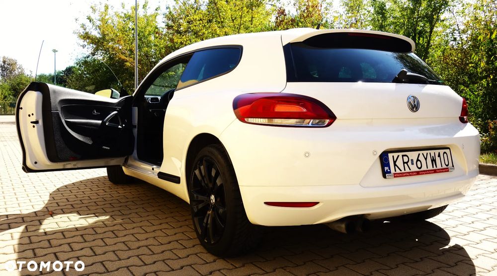Volkswagen Scirocco 2.0 TSI - 9