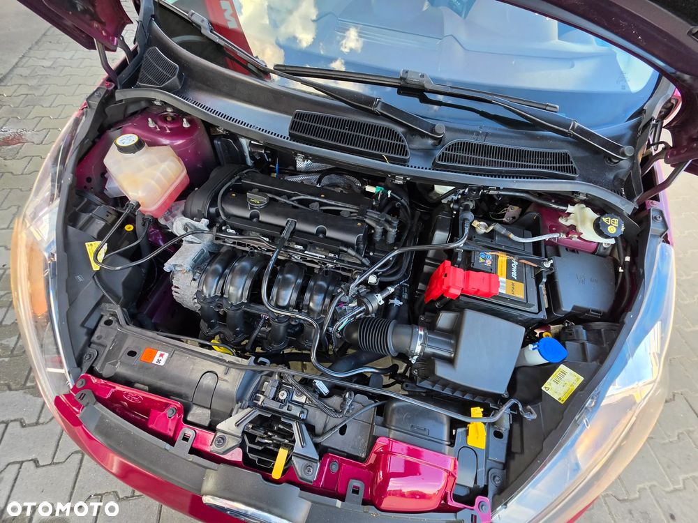Ford Fiesta 1.25 Celebration - 29