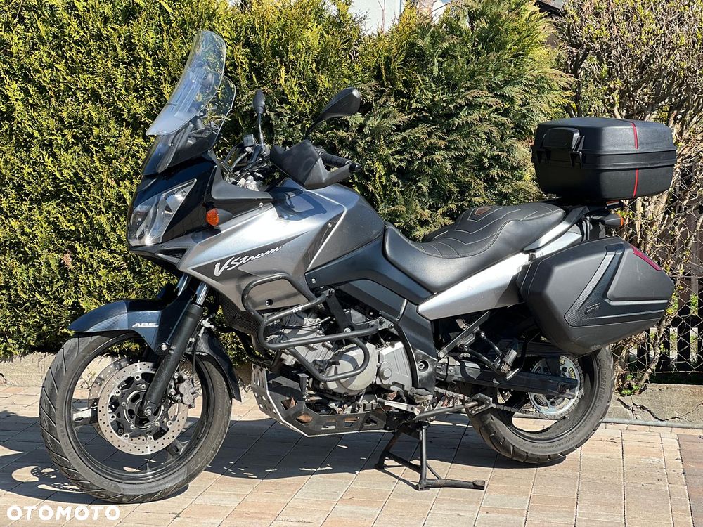 Suzuki V-STROM - 12