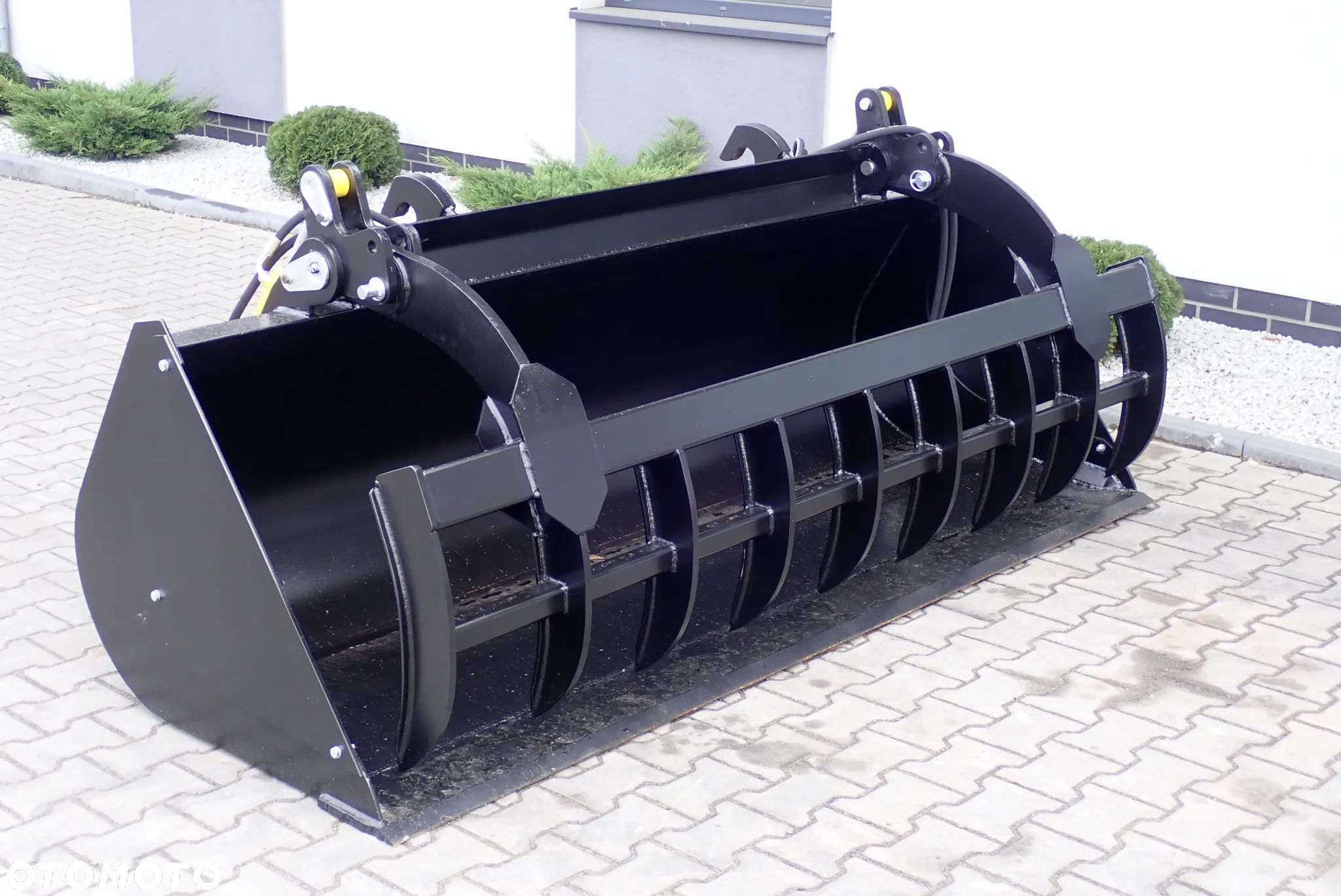 JCB Łyżko krokodyl 520 530-70 531 526 541 ( manitou merlo claas ) - 1