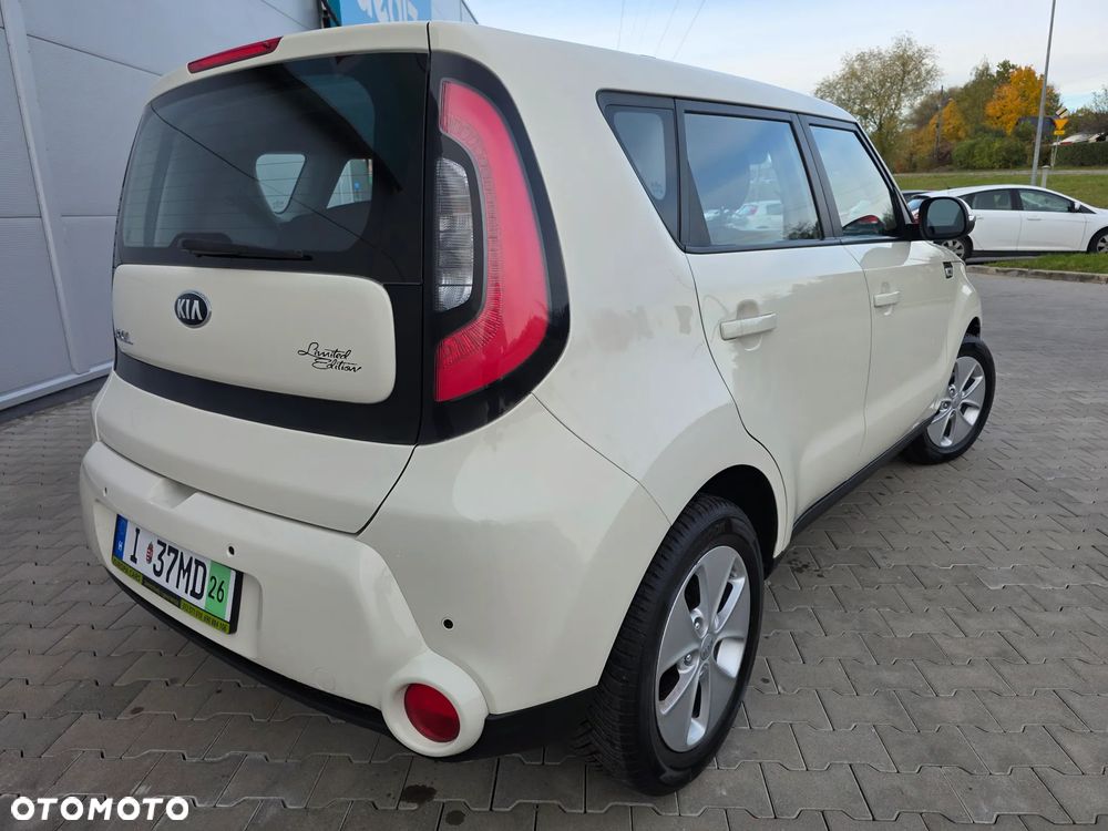 Kia Soul 1.6 GDI White&Red Edition - 17