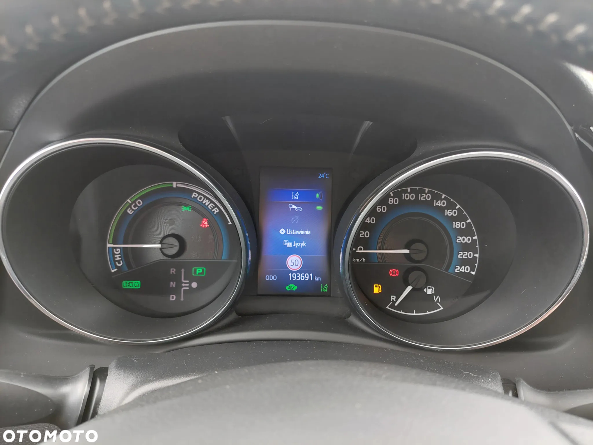 Toyota Auris Hybrid 135 Premium - 23