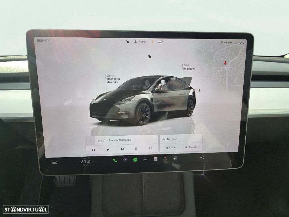 Tesla Model Y Long-Range RWD - 12