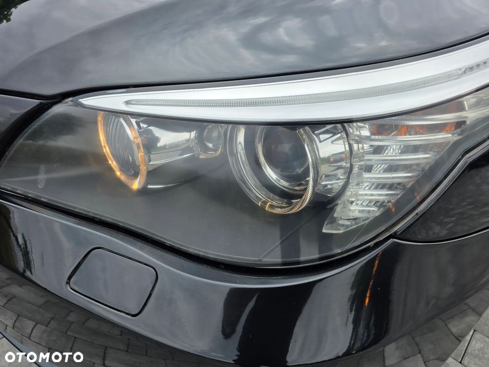 BMW 5 Series 2007 photo 2