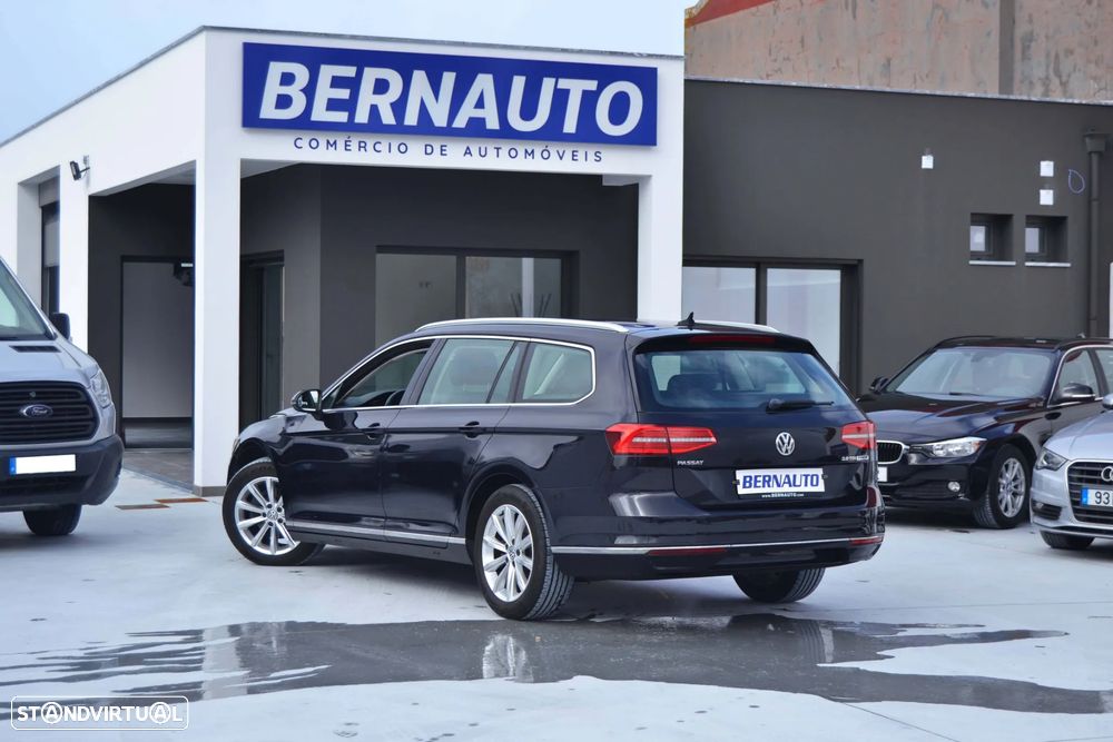 VW Passat Variant 2.0 TDI Highline - 8