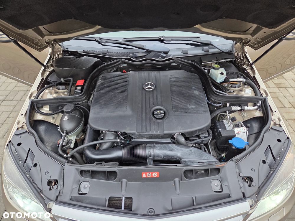 Mercedes-Benz Klasa C 250 CDI DPF BlueEFFICIENCY - 39