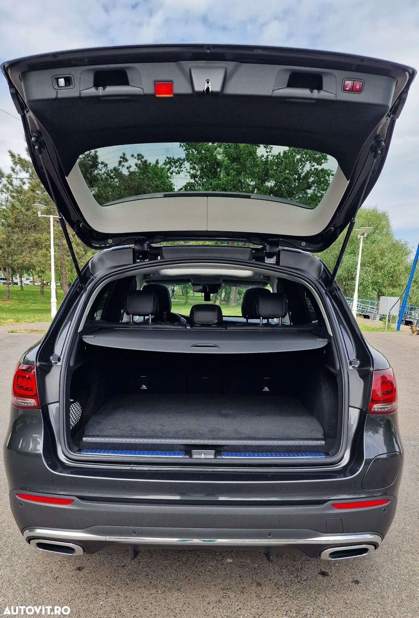 Mercedes-Benz GLC 300 d 4Matic 9G-TRONIC AMG Line - 6