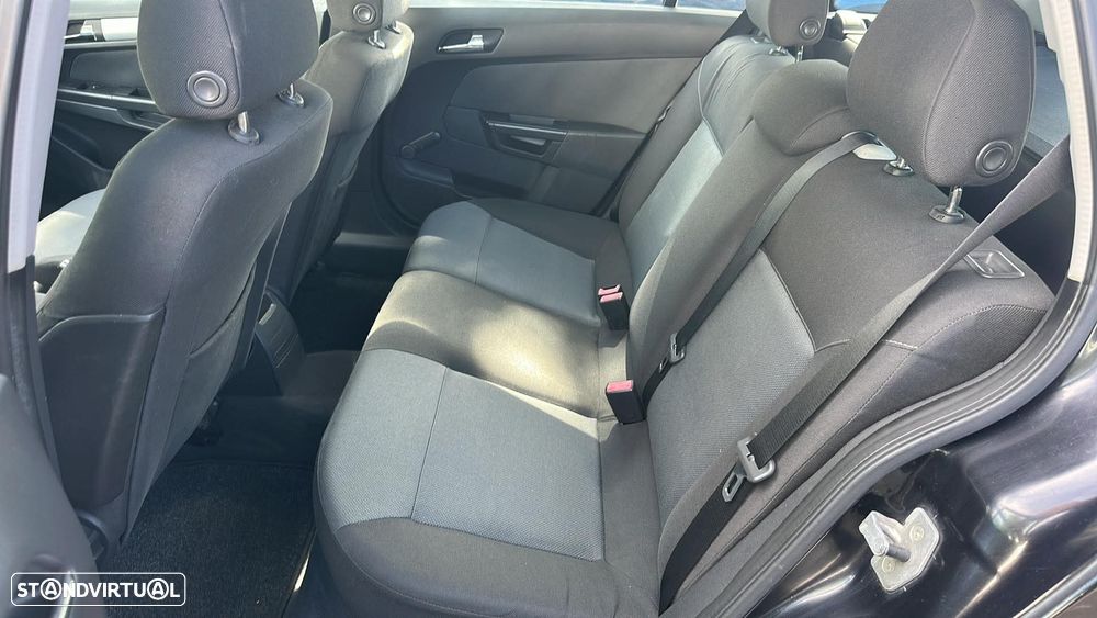 Opel Astra 1.7 CDTI Enjoy - 12