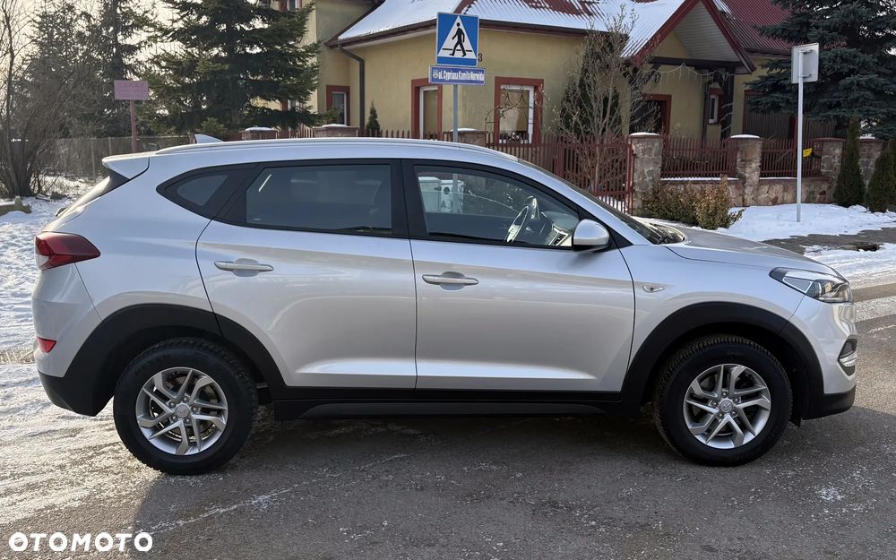 Hyundai Tucson blue 1.7 CRDi 2WD Style - 12