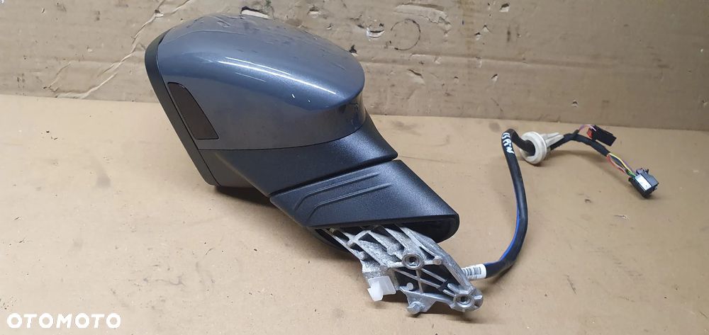 Lusterko lewe 13+3 PIN 16 PIN Europa LC7Q VW Golf VIII 8 - 5