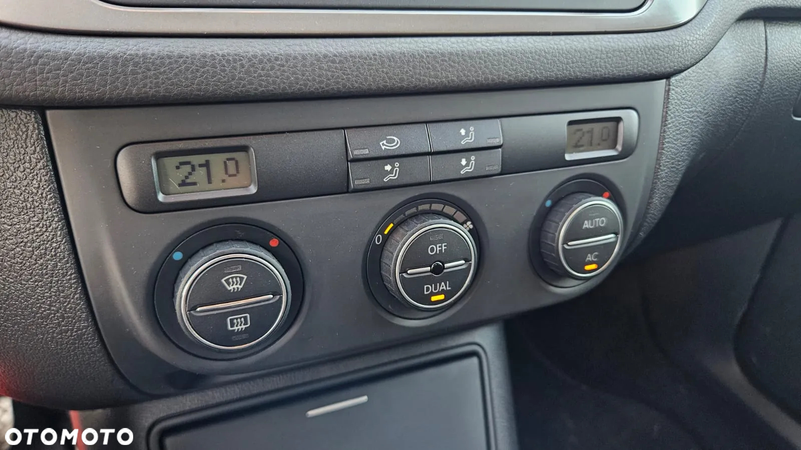 Volkswagen Tiguan 2.0 TDI 4Mot Sport DSG - 27