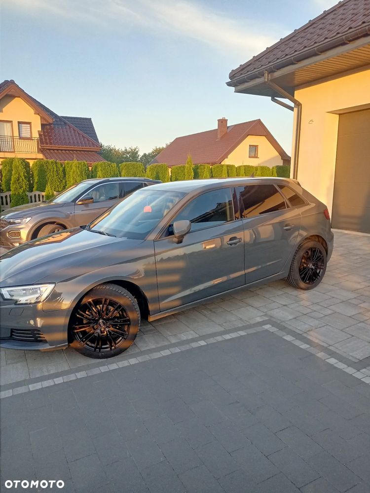 Audi A3 Sportback 1.6 TDI - 8