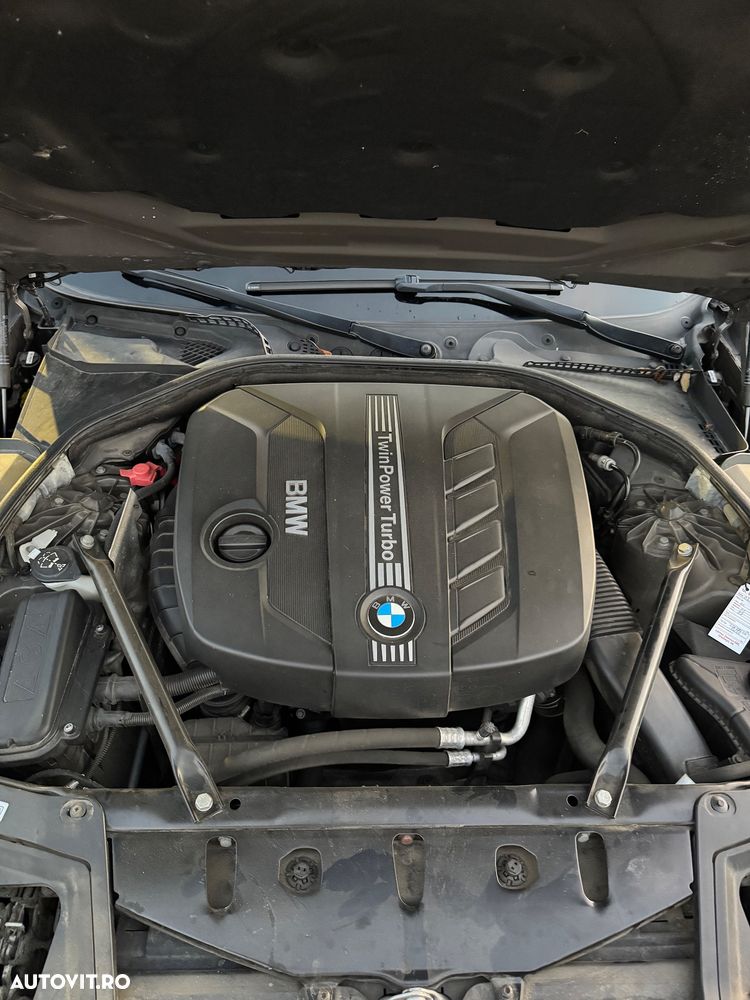 BMW Seria 5 520d Aut. - 9