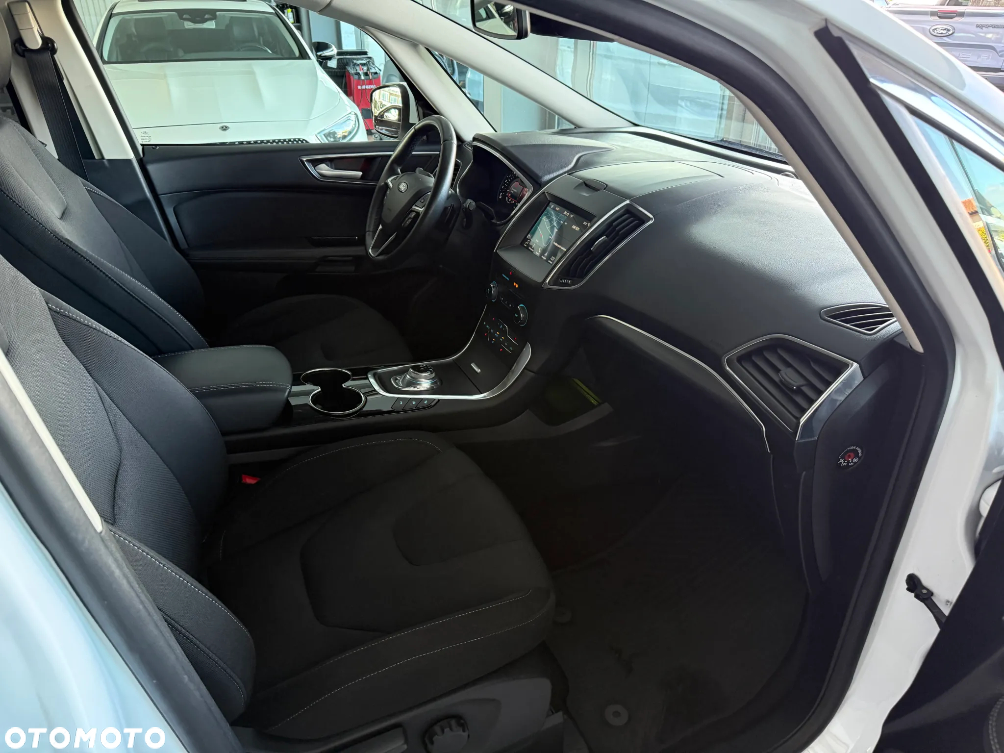 Ford S-Max 2.0 EcoBlue Titanium - 33