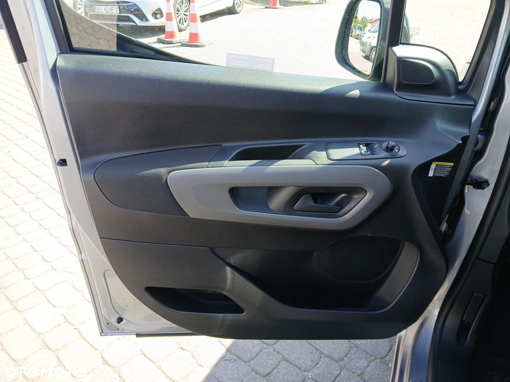 Toyota Proace City Verso 1.5 D-4D Business - 24