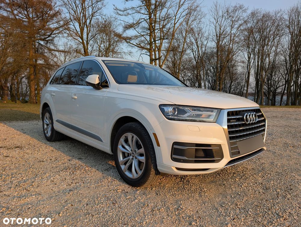 Audi Q7 3.0 TFSI Quattro Tiptronic - 1