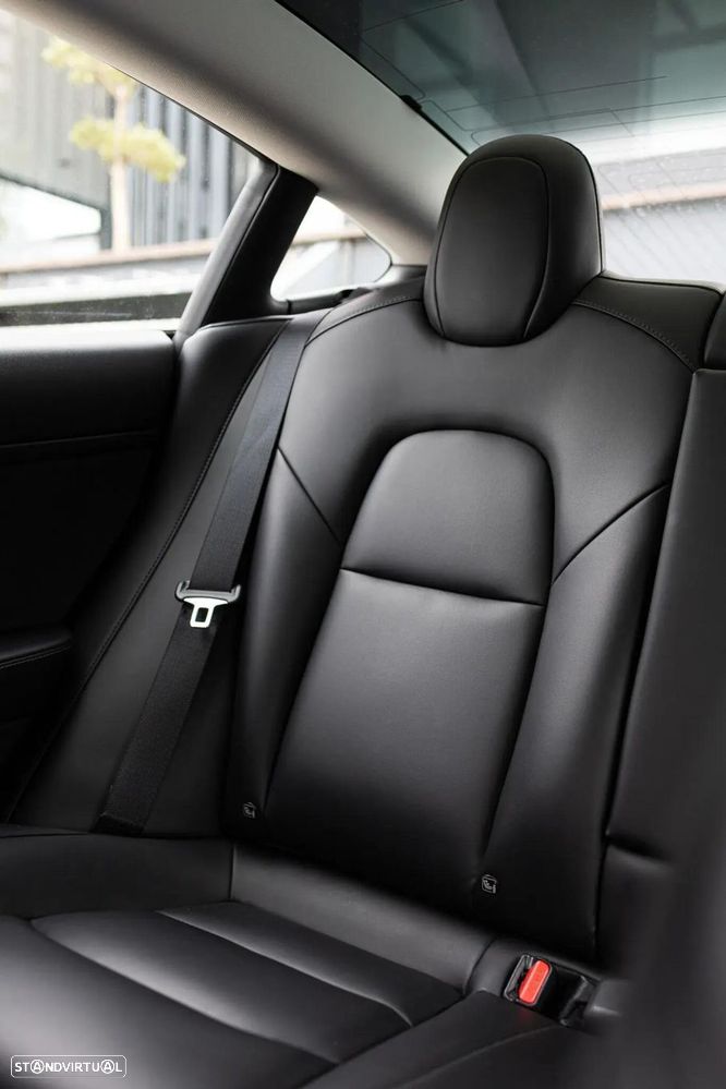 Tesla Model 3 Standard Range Plus RWD - 11