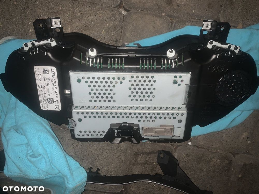 Licznik pełny wyświetlacz UK diesel 2.0 TDI Audi A6 C7 4G8 920 983 C - 3