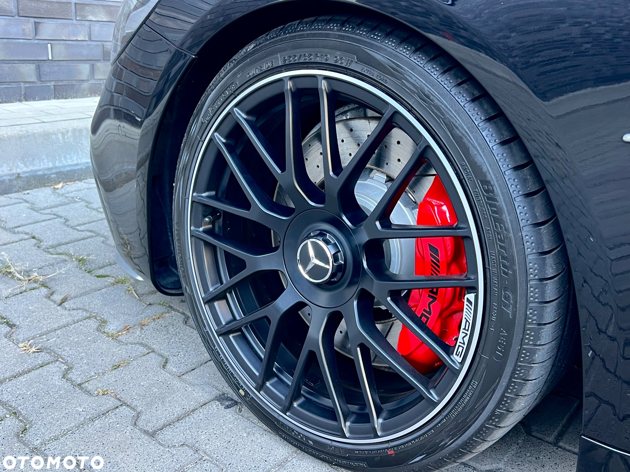 Mercedes-Benz SL 63 AMG - 16