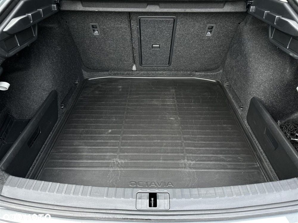 Skoda Octavia - 11