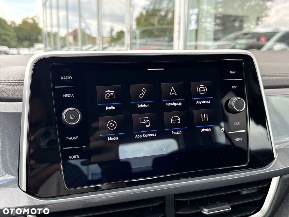 Volkswagen T-Roc - 22