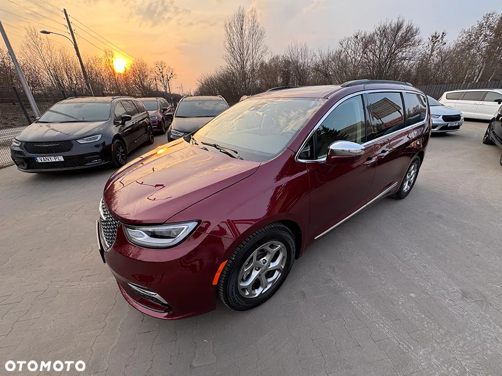 Chrysler Pacifica - 24