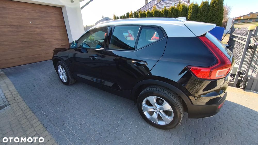 Volvo XC 40 D3 SCR AWD Momentum - 5