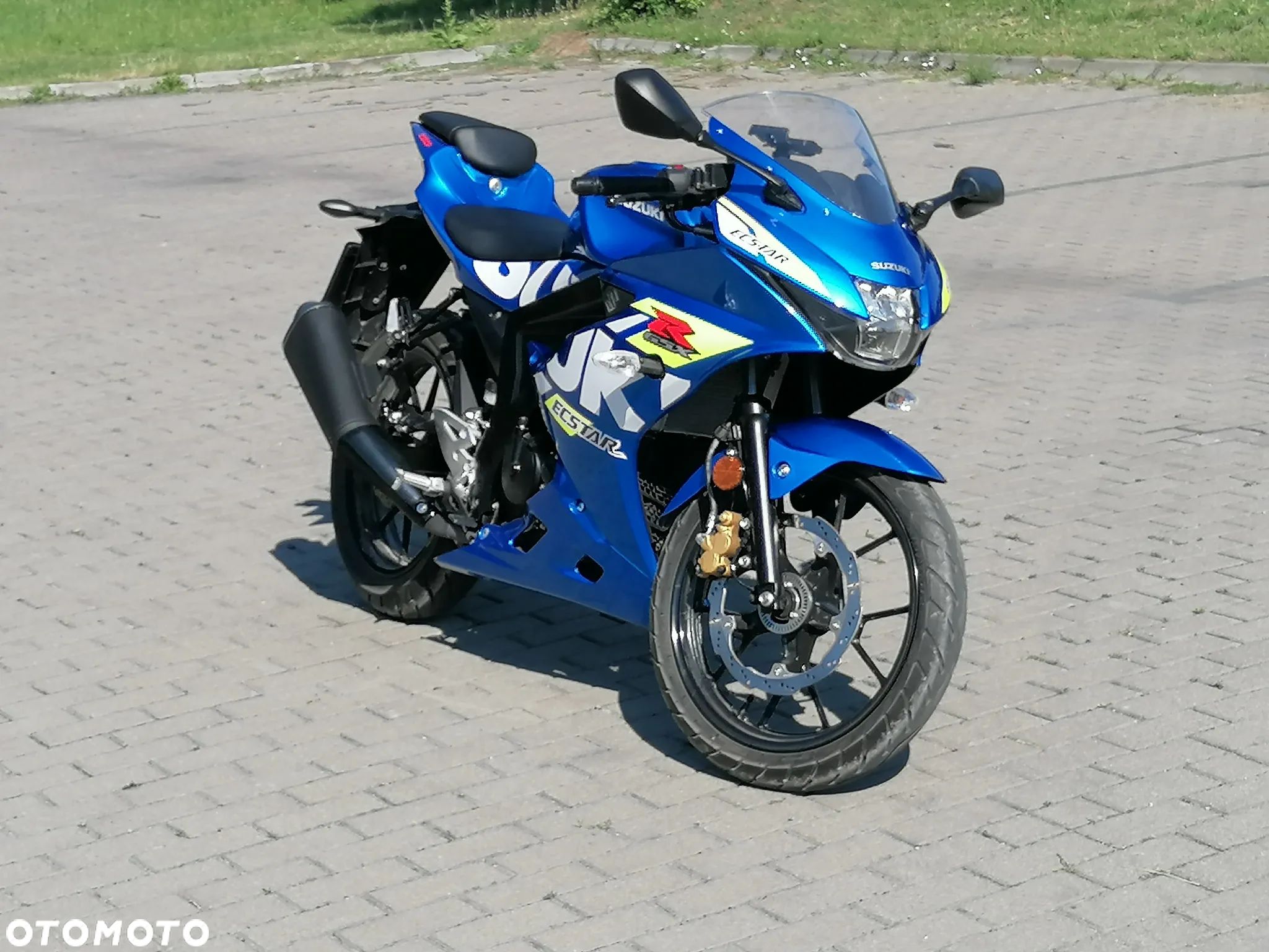 Suzuki GSX-R - 1