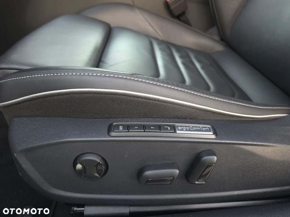 Volkswagen Arteon 2.0 TSI R-Line DSG - 11