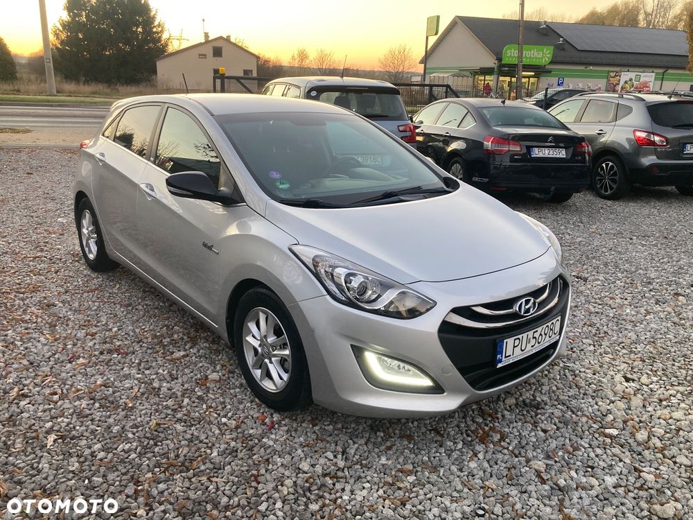 Hyundai i30 1.6 GDI BlueDrive Classic - 1