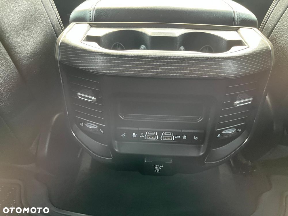 RAM 1500 - 14