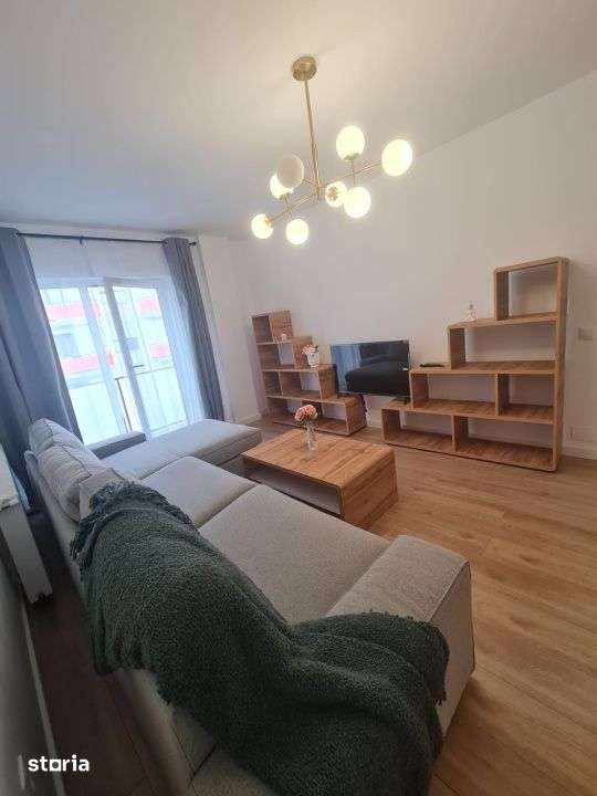 Apartament cu 2 camere decomandat, 51 mp, 2 balcoane, zona Terra — fotografia 3