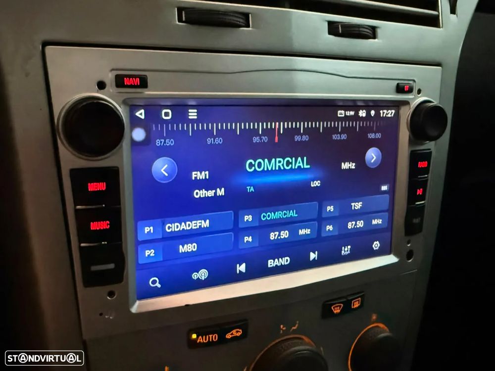 Opel Astra GTC 1.9 CDTI - 11