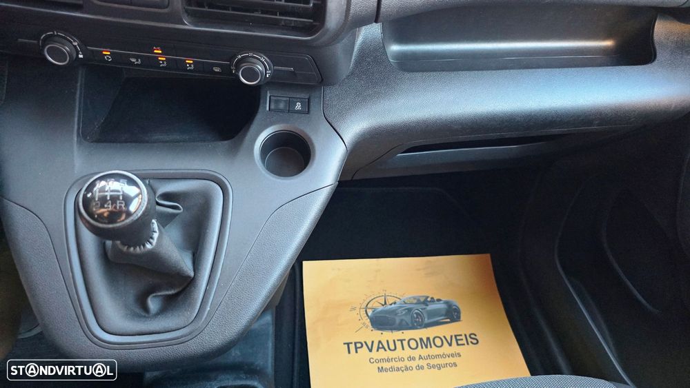 Opel Combo 1.5 CDTi L2H1 Essentia - 11