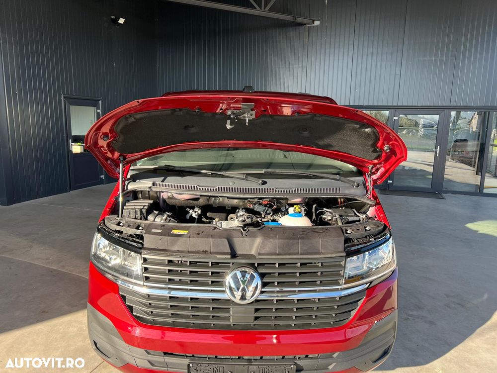 Volkswagen Multivan - 16