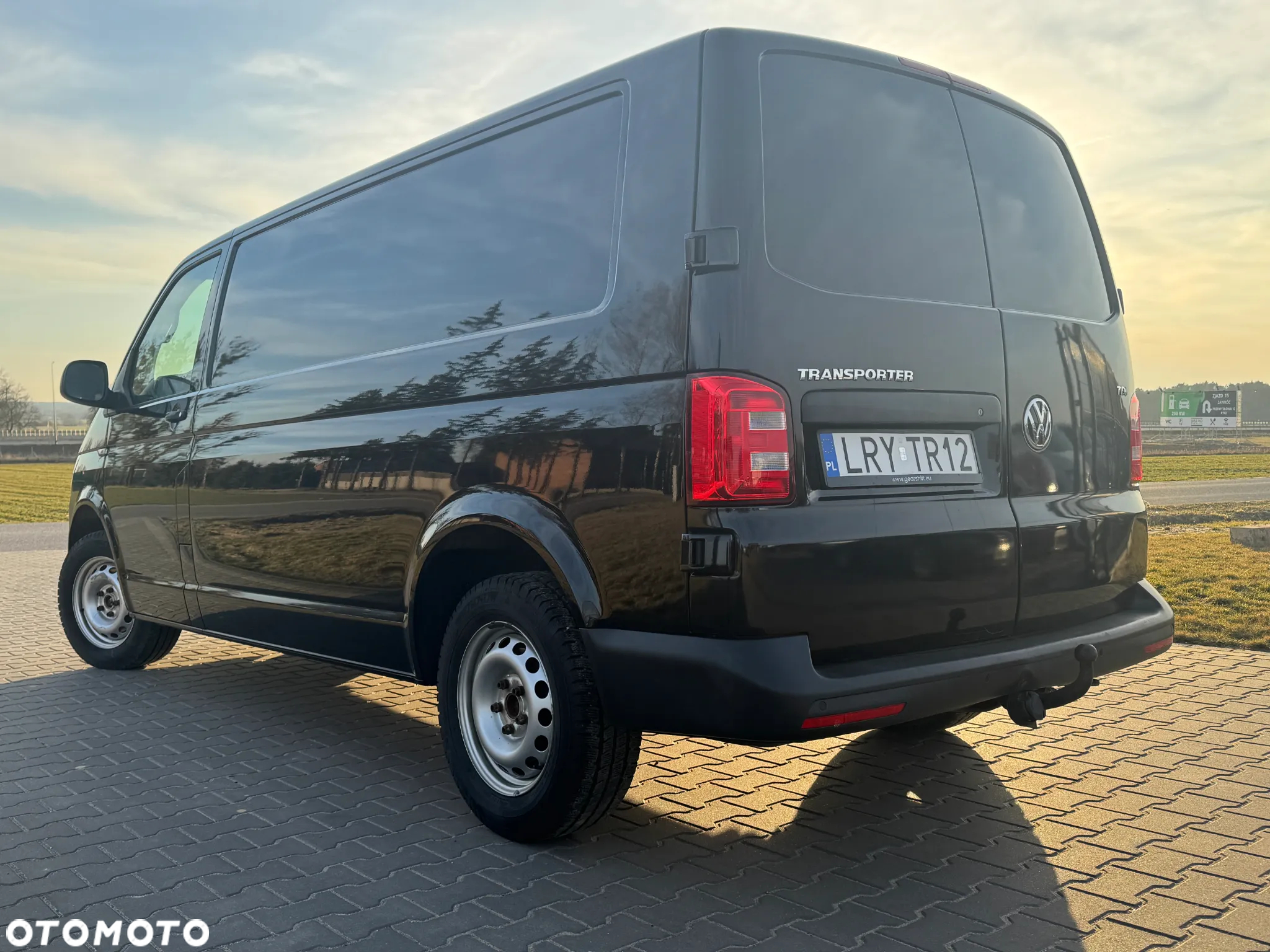 Volkswagen Transporter - 3