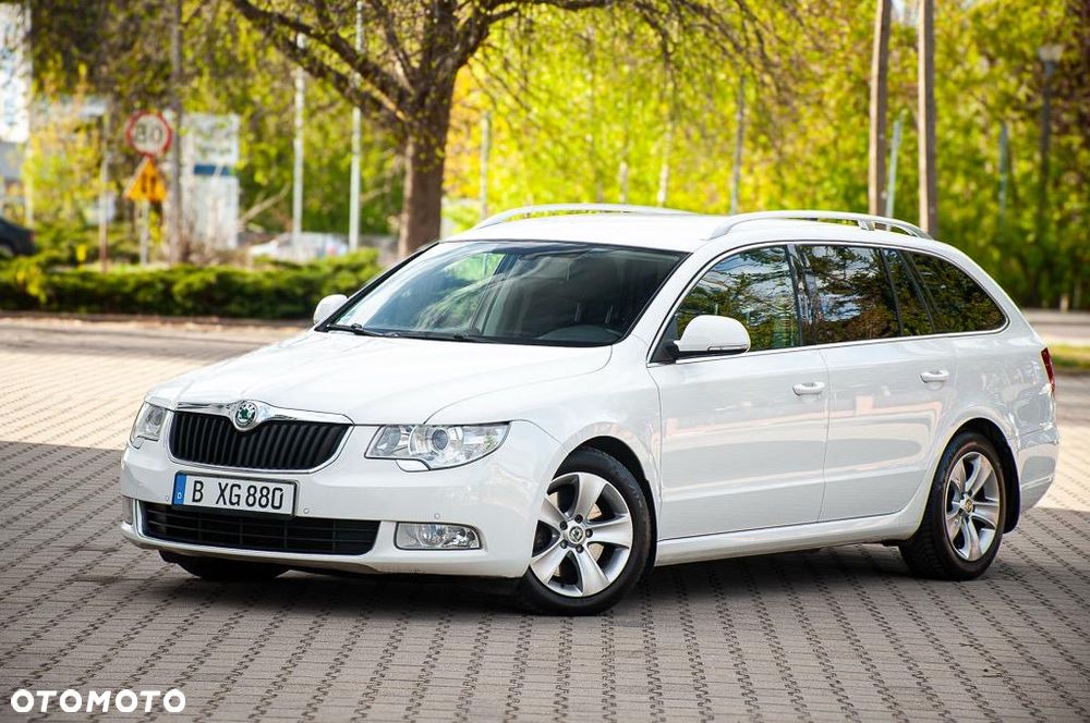 Skoda Superb 2.0 TDI DSG Ambition - 16