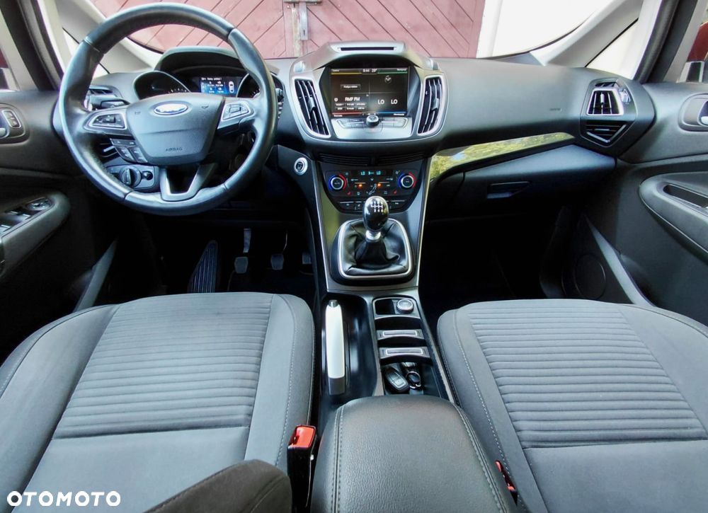 Ford C-MAX - 11