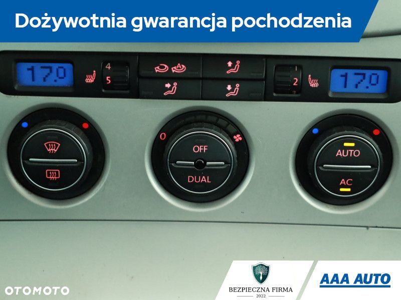 Volkswagen Passat Variant - 11