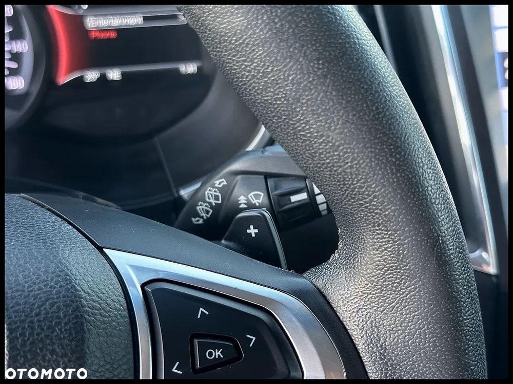 Ford Edge - 8