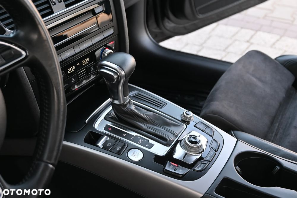 Audi A4 Avant 2.0 TFSI quattro S tronic S line Sportpaket - 29